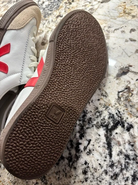 Veja Low-Top Leather Sneakers in White with V and Red Heel Tab Beige Suede - Picture 6 of 10